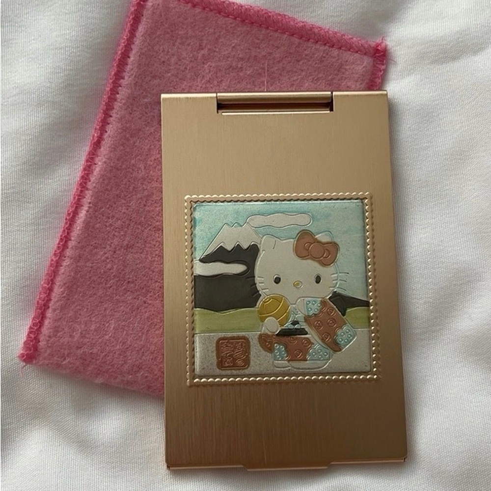 Sanrio Gold Compact Mirror with Pink Pouch